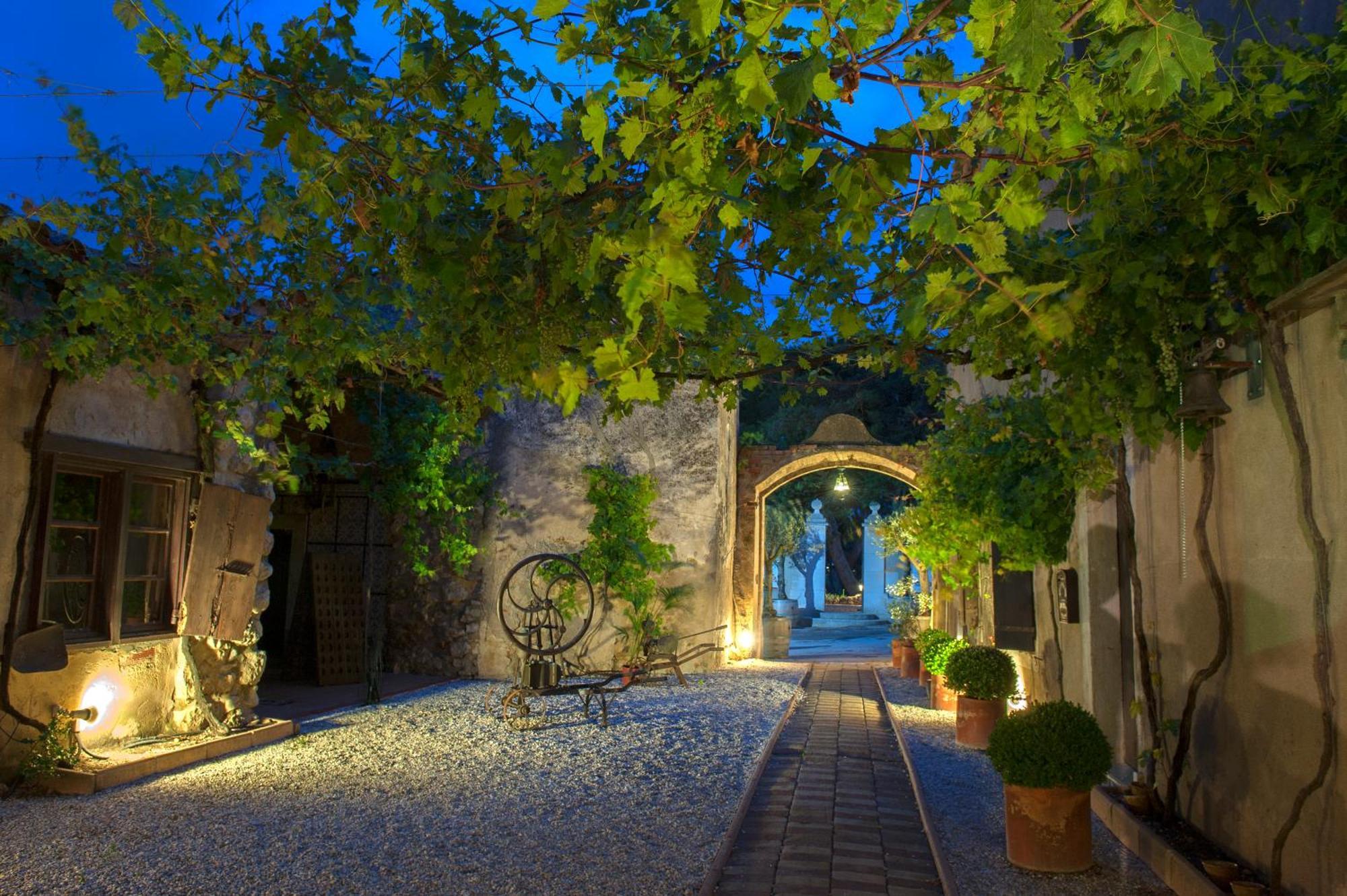 Château le Bouïs Gruissan Exterior foto